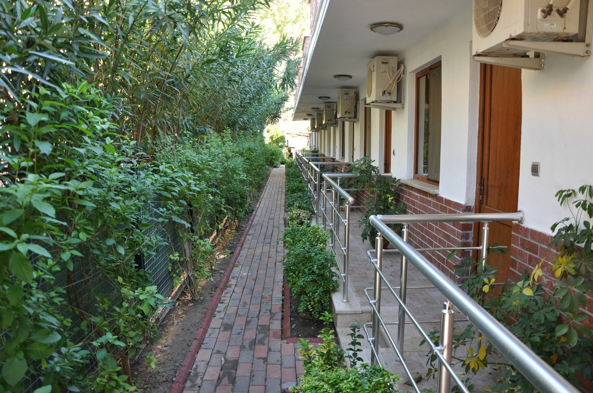 Longhouse Inn Hotel Dalyan Exterior photo