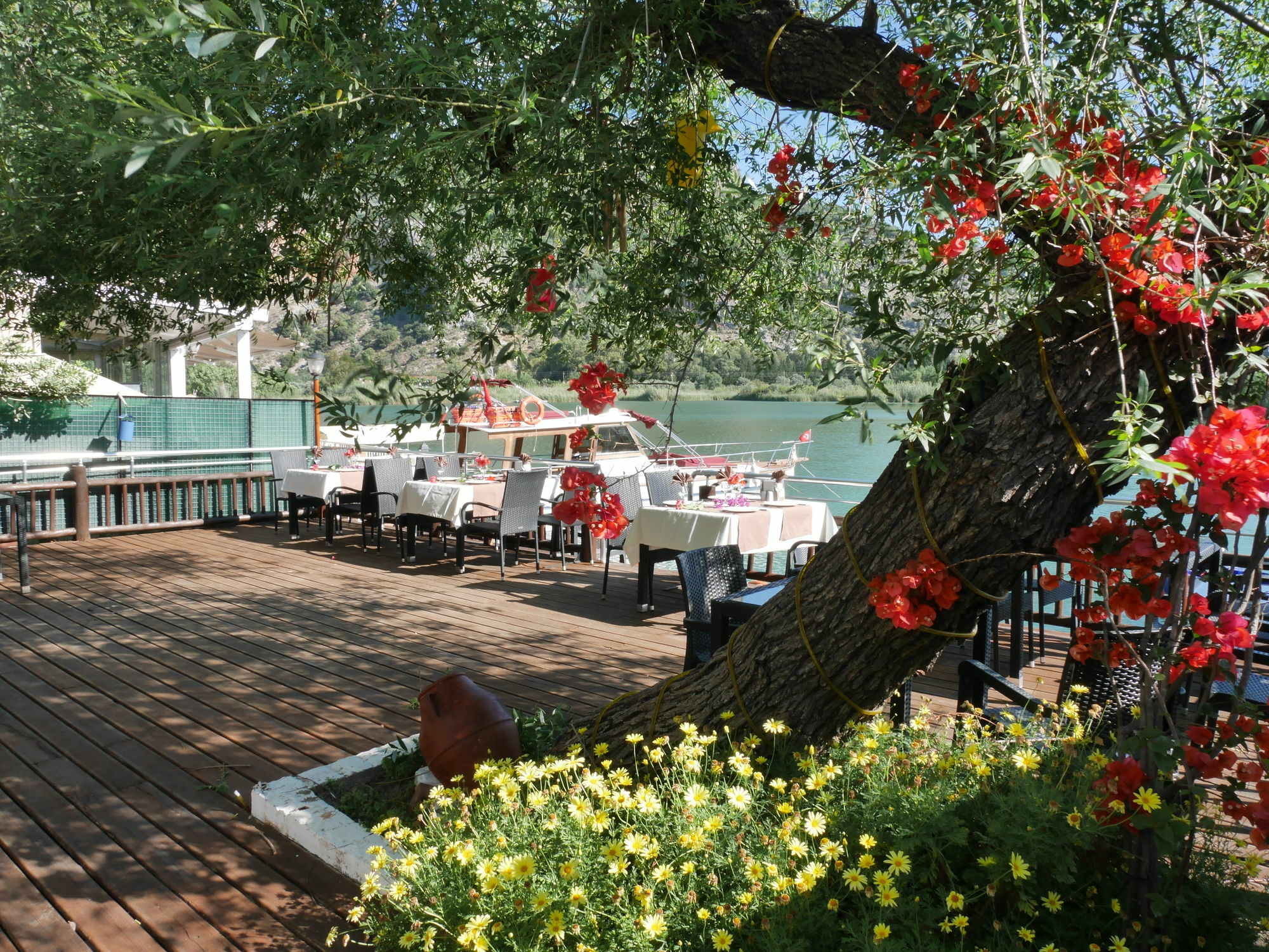 Longhouse Inn Hotel Dalyan Exterior photo